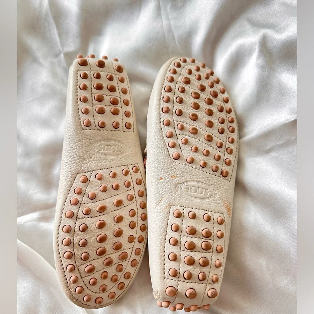 TOD’s Elegant White and Pink Women's Loafers